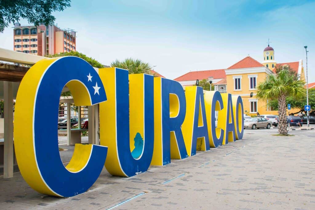 De vliegreis naar Curacao (alles over de vlucht, vliegtijd en luchthavens)